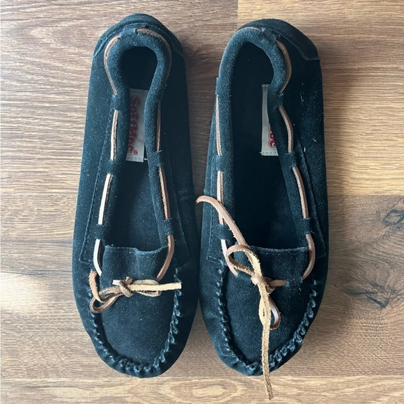 Softmoc Leather Moccasins - Picture 3 of 11